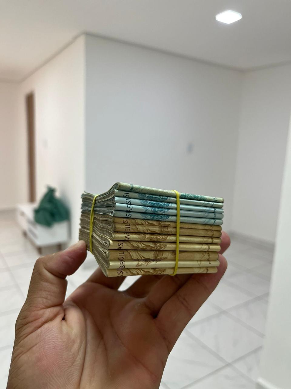 Slide 4 - DEIXA PINGAR NA SUA CONTA